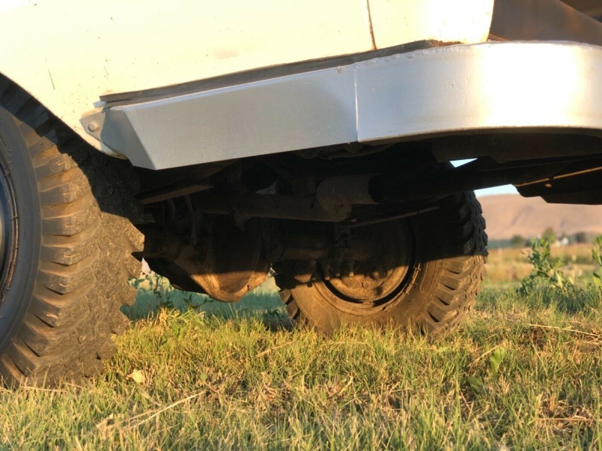 1966 White Ford F-250 Standard Cab Pickup