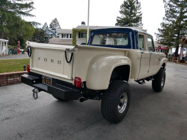 1961 White and blue Ford F-250 Extended Crew Cab Pickup