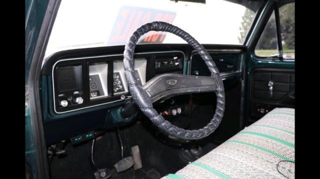 1976 Green Ford F-250 Crew Cab Pickup