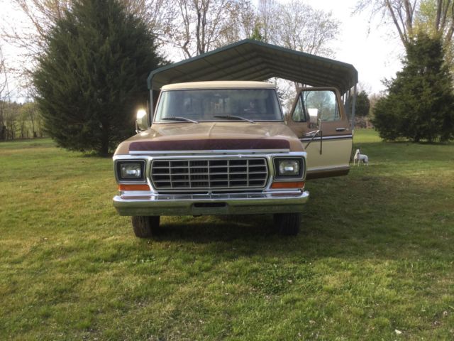 1979 Gold Ford F-250 Extended Cab Pickup