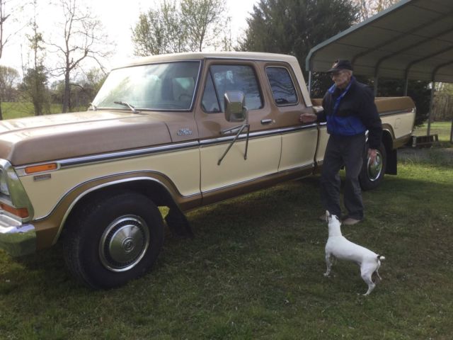 1979 Gold Ford F-250 Extended Cab Pickup
