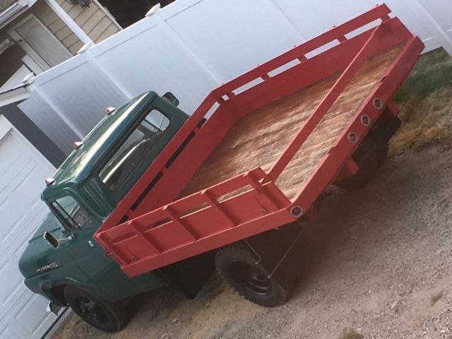 1960 Green Ford F-350 Cab & Chassis