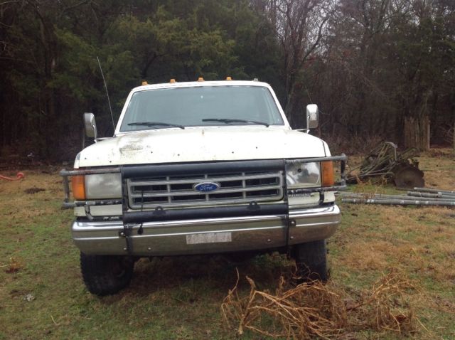 1989 Ford F-350 Deweze hay bed
