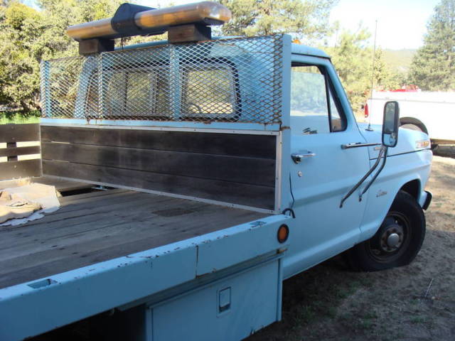 1972 Green Ford F-350 Cab & Chassis