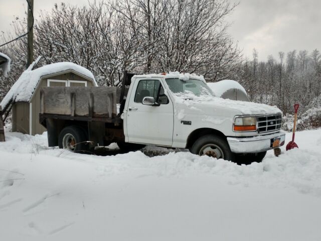 1992 White Ford F-350 Standard Cab Pickup