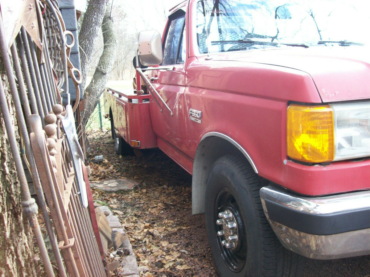 1988 Red Ford F-350 Cab & Chassis