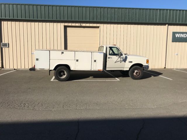 1989 White Ford F-450