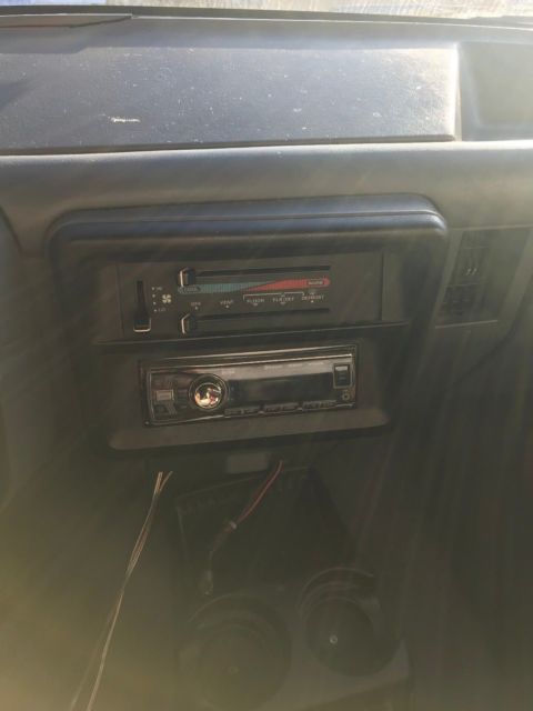 1989 White Ford F-450