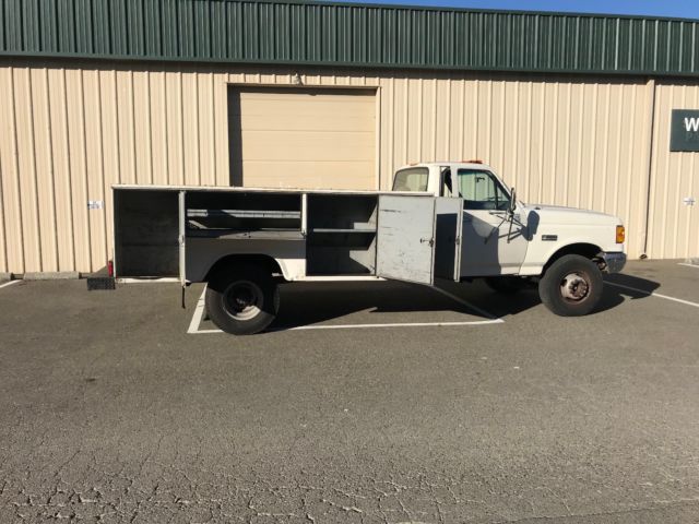 1989 White Ford F-450