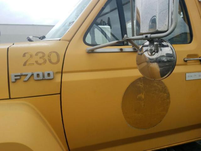 1994 Yellow Ford F-550 Cab & Chassis