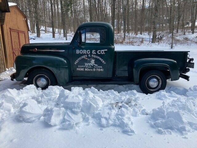 1952 Ford F-100 Standard Cab Pickup