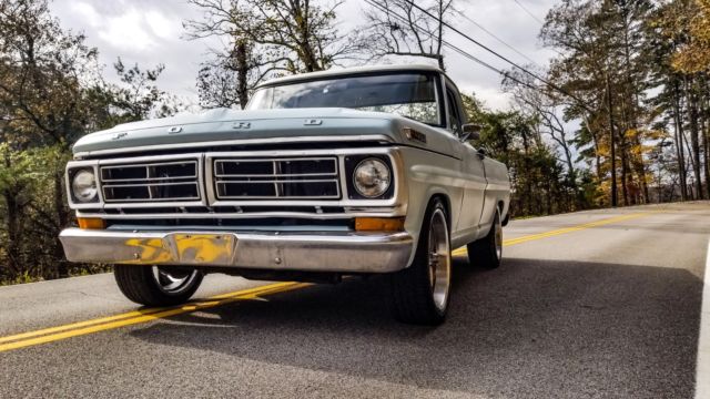 1972 Blue Ford F-100