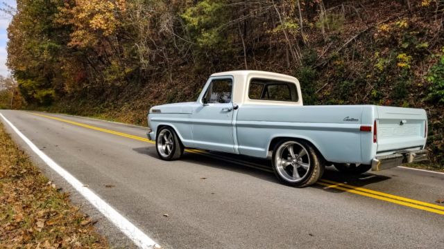 1972 Blue Ford F-100