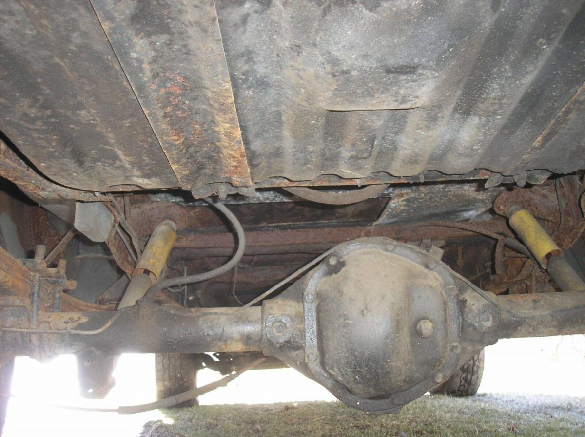 1979 Green Ford F-100 Standard Cab Pickup