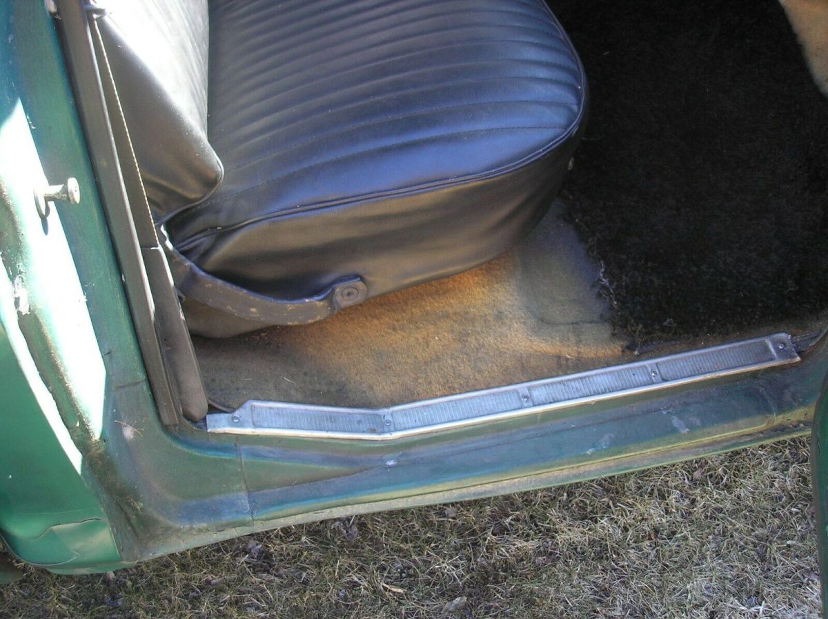 1979 Green Ford F-100 Standard Cab Pickup