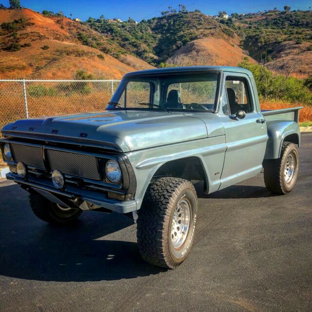 1972 Gray Ford F-100 Cab & Chassis