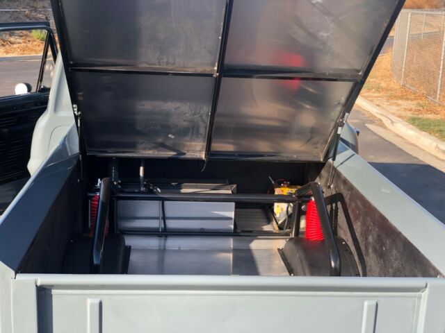 1972 Gray Ford F-100 Cab & Chassis