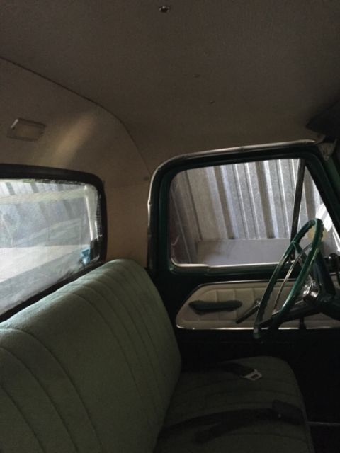 1966 Green and white Ford F-100 Standard Cab Pickup