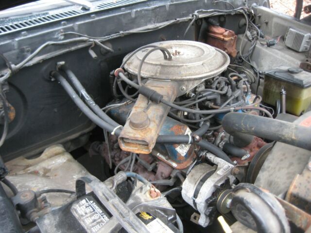 1977 Ford F-100 Standard Cab Pickup