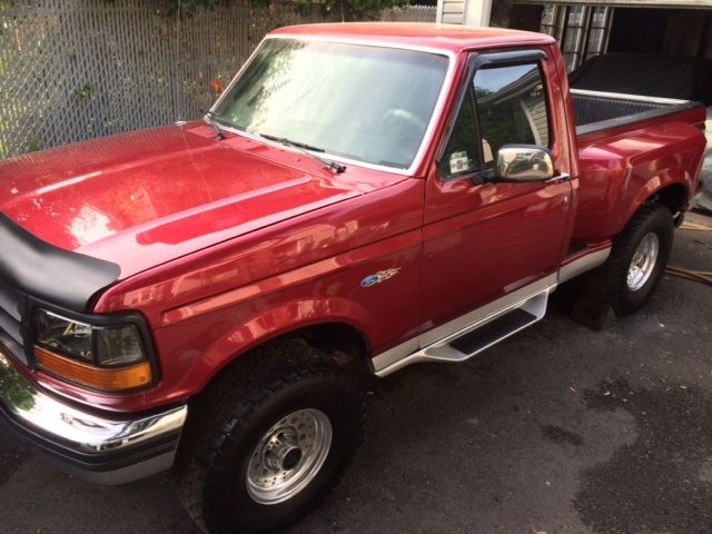 1992 Red Ford F-150 Crew Cab Pickup
