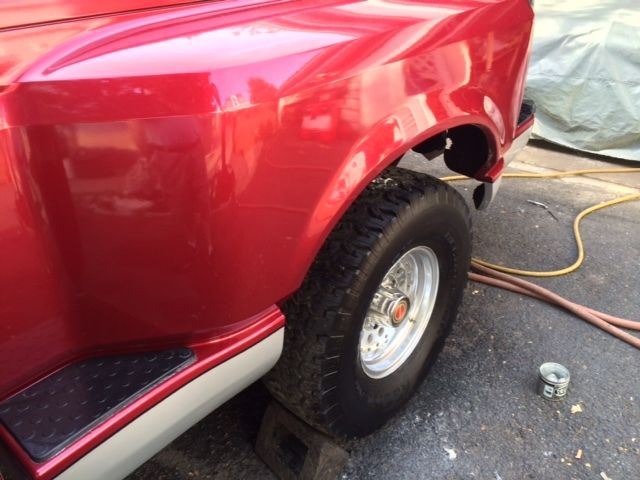 1992 Red Ford F-150 Crew Cab Pickup