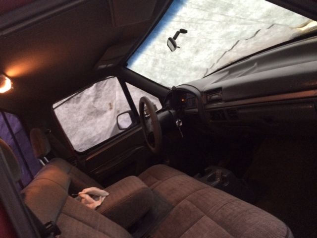 1992 Red Ford F-150 Crew Cab Pickup