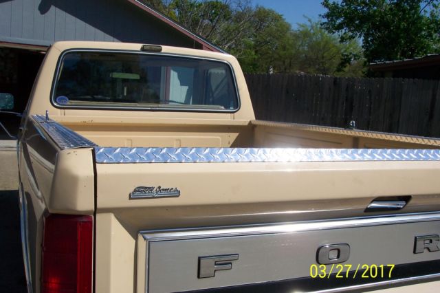 1984 Tan Ford F-150 Standard Cab Pickup