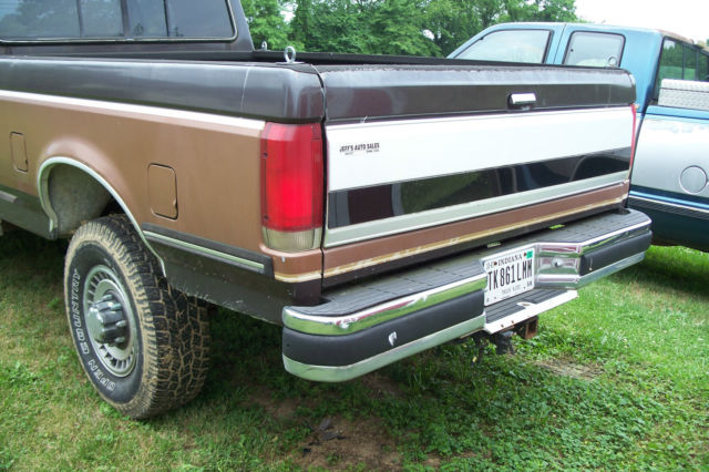 1990 Brown Ford F-250 Extended Crew Cab Pickup