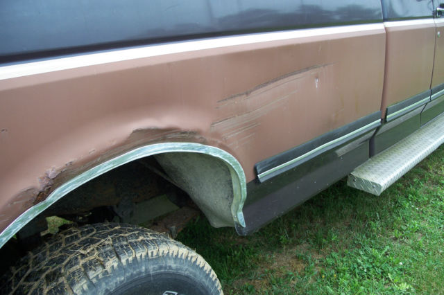 1990 Brown Ford F-250 Extended Crew Cab Pickup