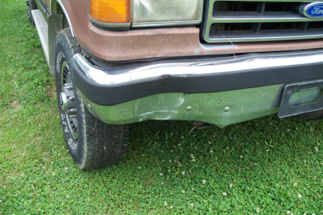 1990 Brown Ford F-250 Extended Crew Cab Pickup