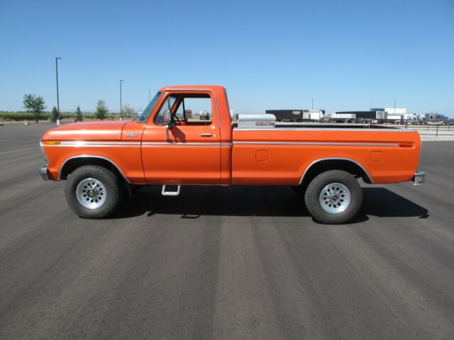 1978 Orange Ford F-250