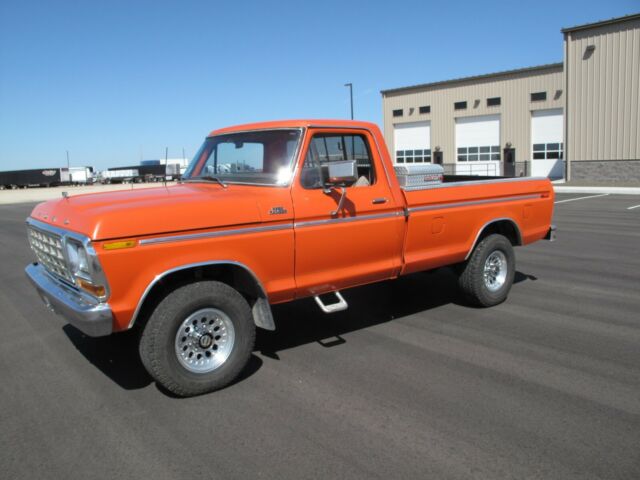 1978 Orange Ford F-250