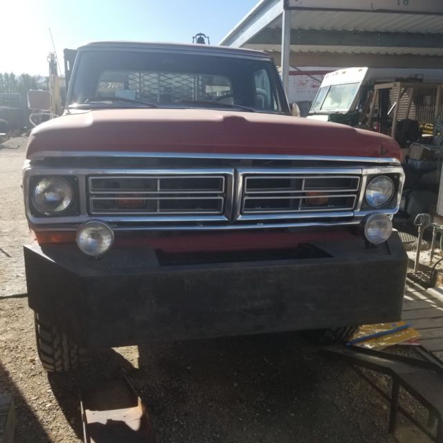 1972 Red Ford F-250 Cab & Chassis