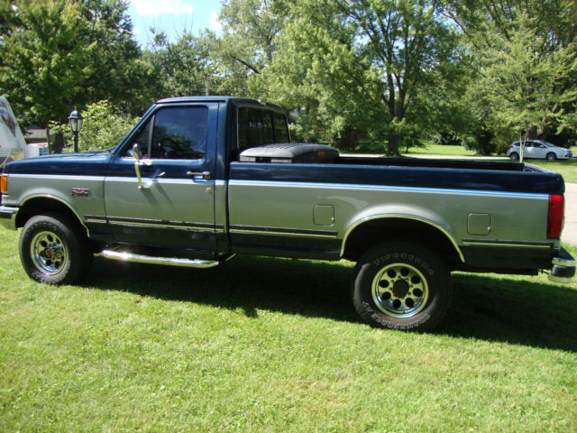 1989 Blue Ford F-250