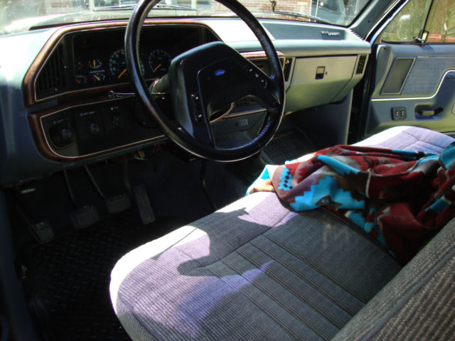 1989 Blue Ford F-250