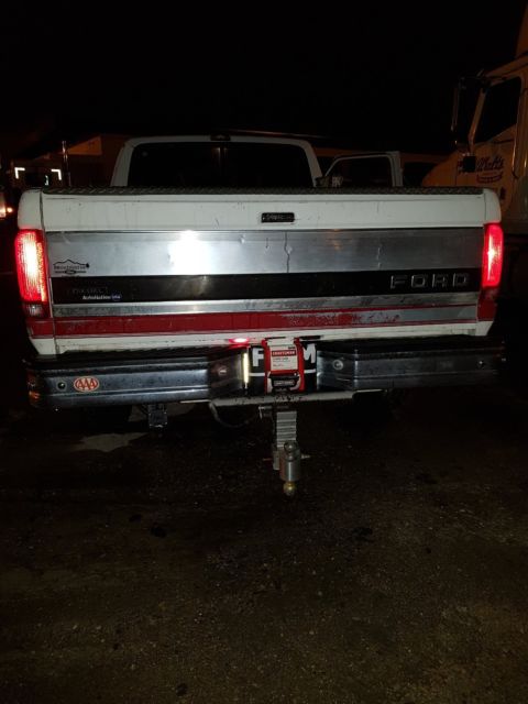 1992 White Ford F-250 Standard Cab Pickup