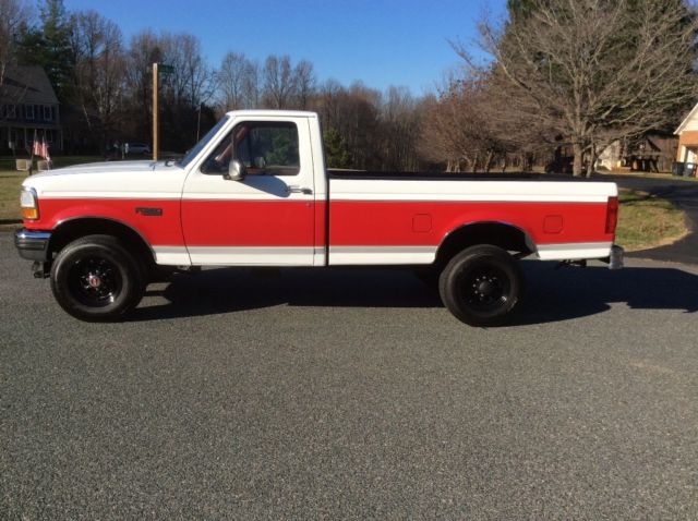 1992 White Ford F-250 Standard Cab Pickup