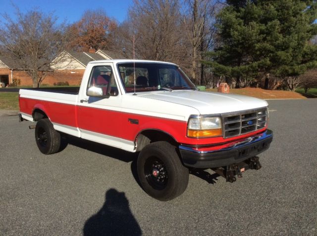 1992 White Ford F-250 Standard Cab Pickup