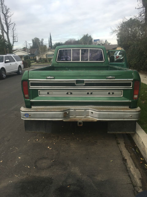 1977 Green & White Ford F-250 Extended Cab Pickup