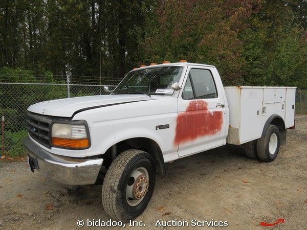 1992 White Ford F-450