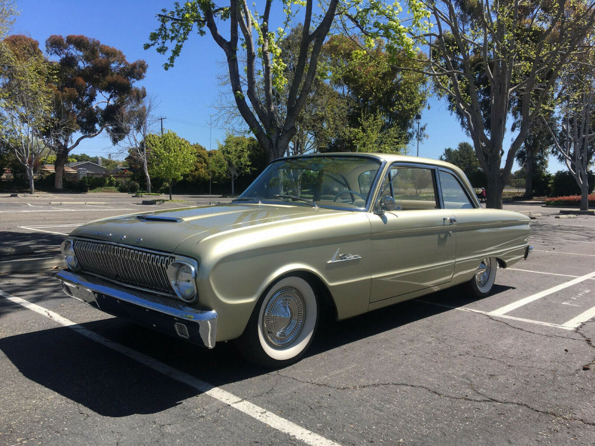 1962 Ford Falcon Coupe