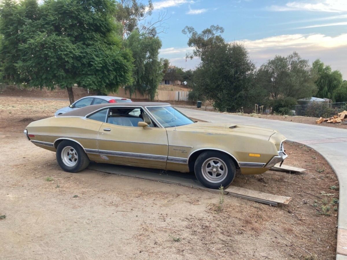 1972 Gold Ford Torino Coupe