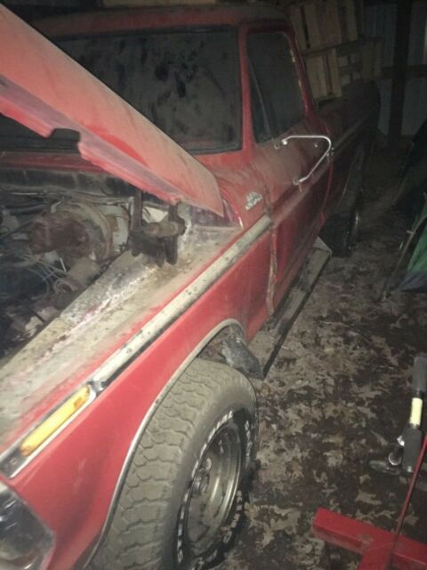 1979 Red Ford F-150 Regular