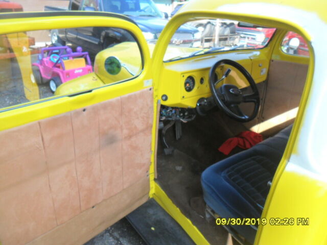 1952 Yellow Ford Other Pickups Cab & Chassis