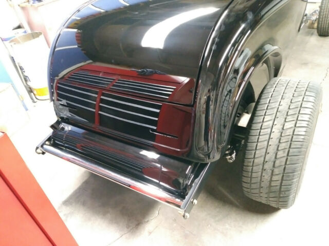 1932 Black Ford Roadster