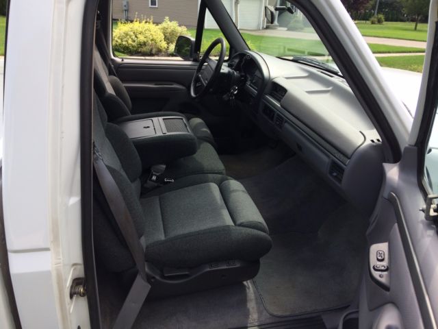 1994 White Ford F-150