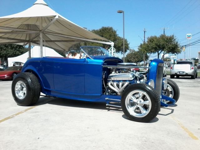 1932 Blue Ford roadster Hot Rod Convertible