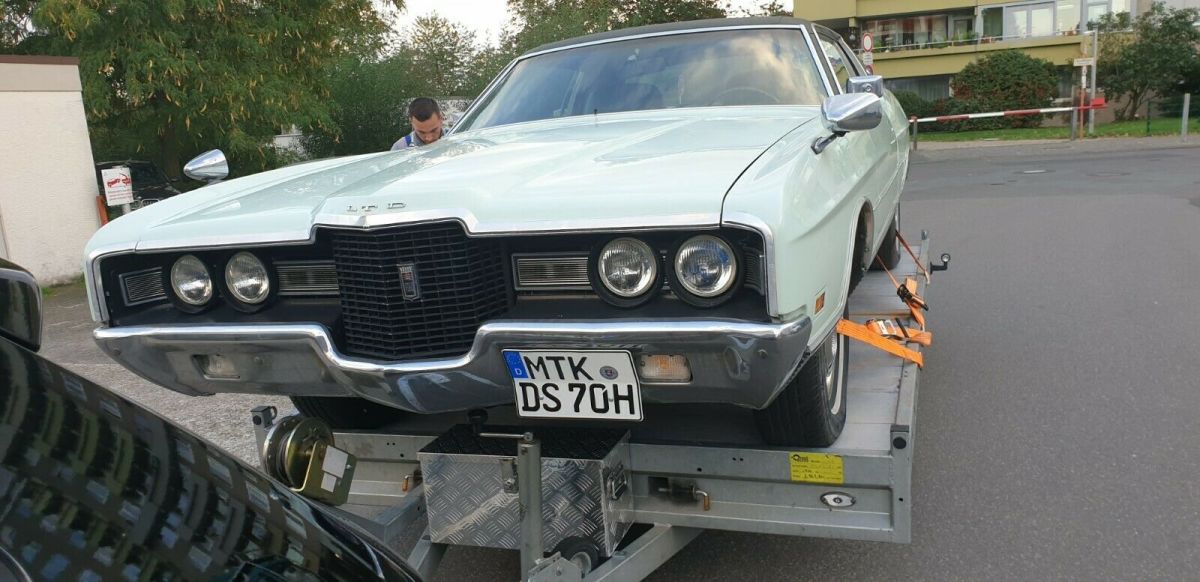 1971 Green Ford LTD Coupe
