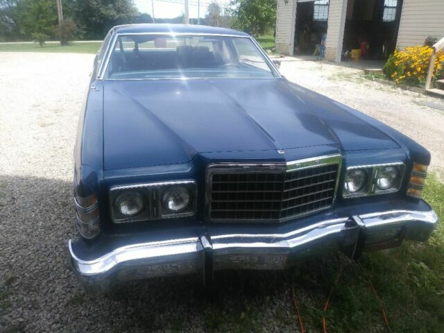 1977 Blue Ford LTD II