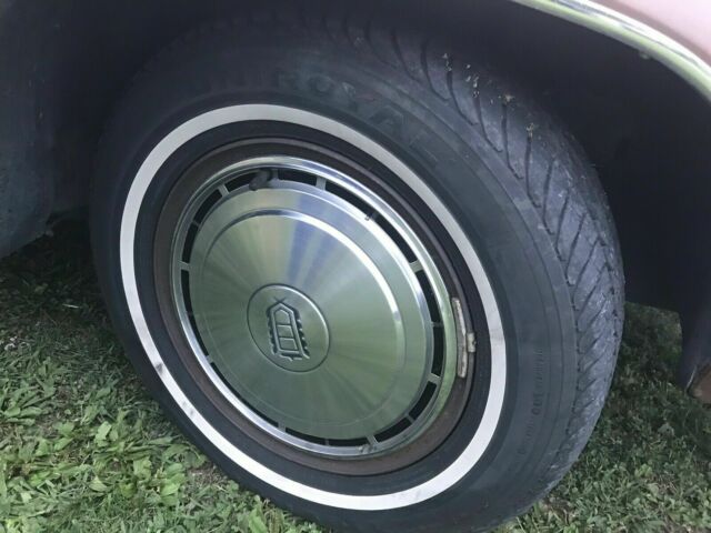 1984 Macaroon Ford Other Sedan